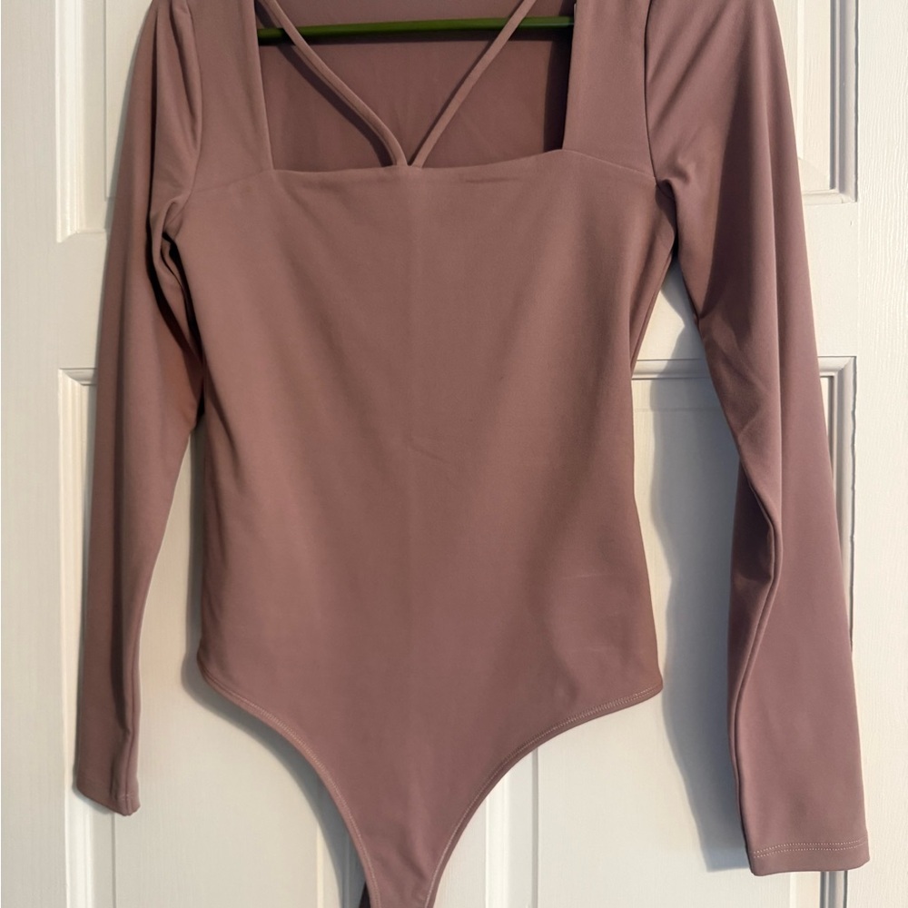 NWT Abercrombie & Fitch Dusty Pink Bodysuit size small